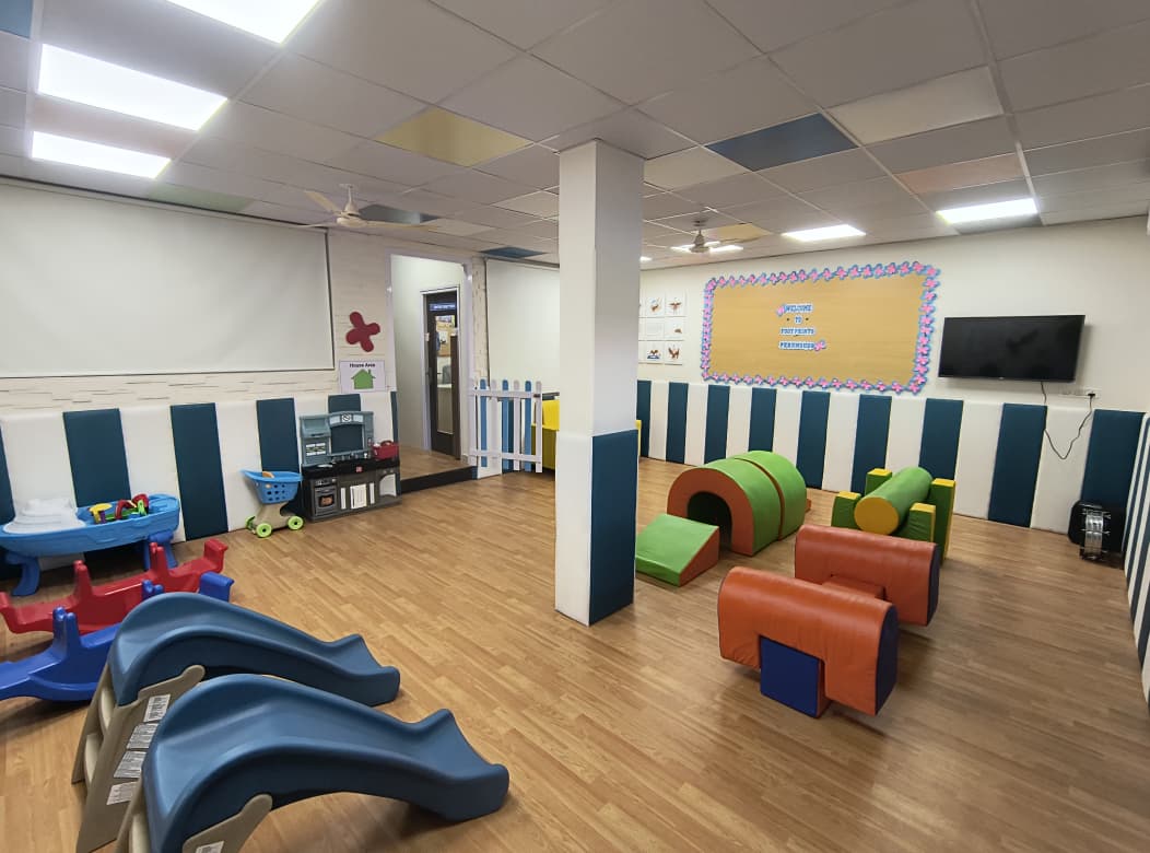 Footprints Education